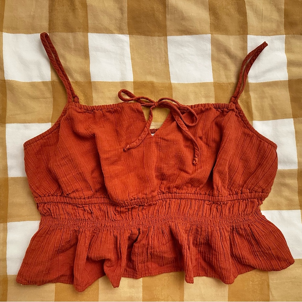 AE Cropped Tank Top